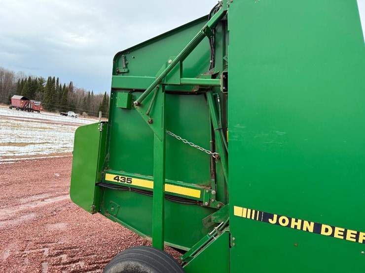john-deere-435-image-11