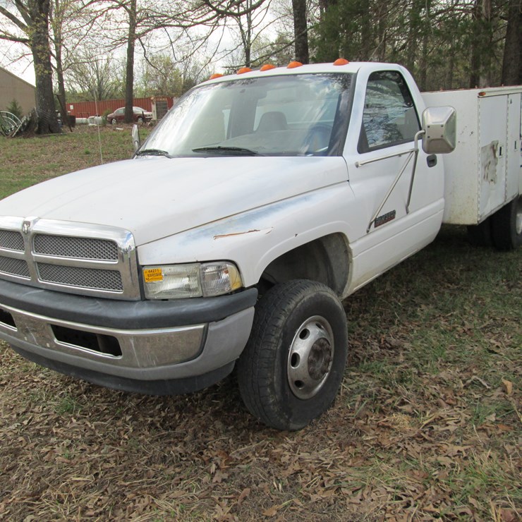 2001 DODGE RAM 3500