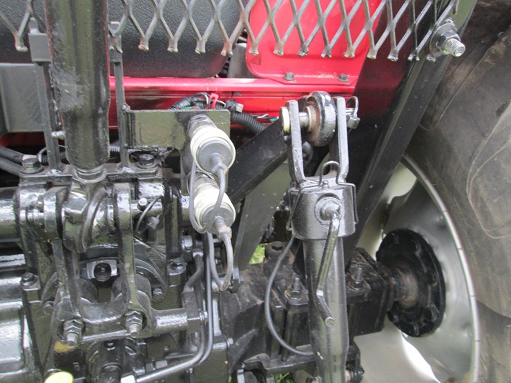 2011-mahindra-5035-image-8