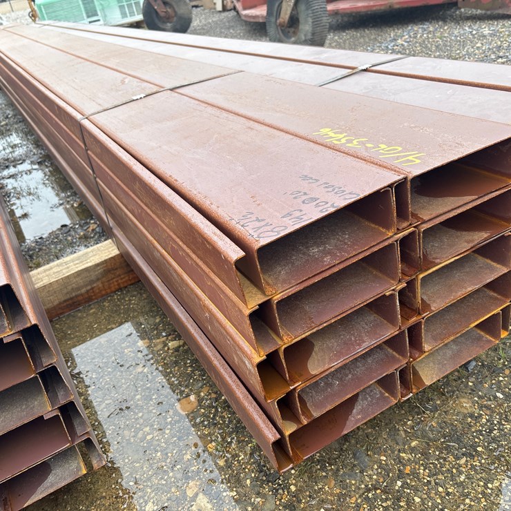 #8024 • 8IN X 2 1/2IN 14G, 20 @ 20FT CLOSED CEE PERLING