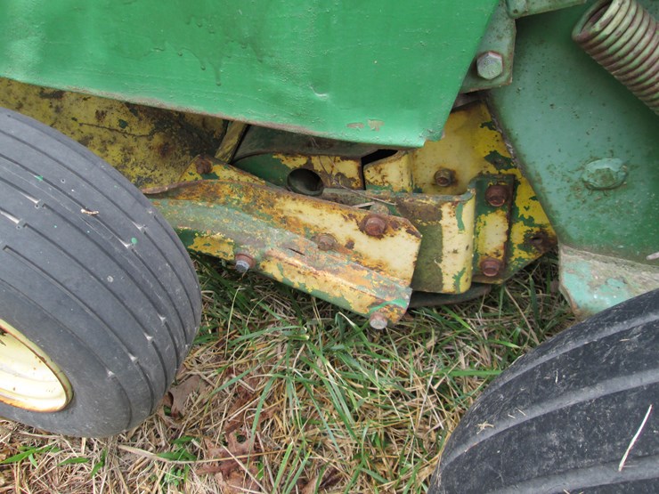 john-deere-530-image-8