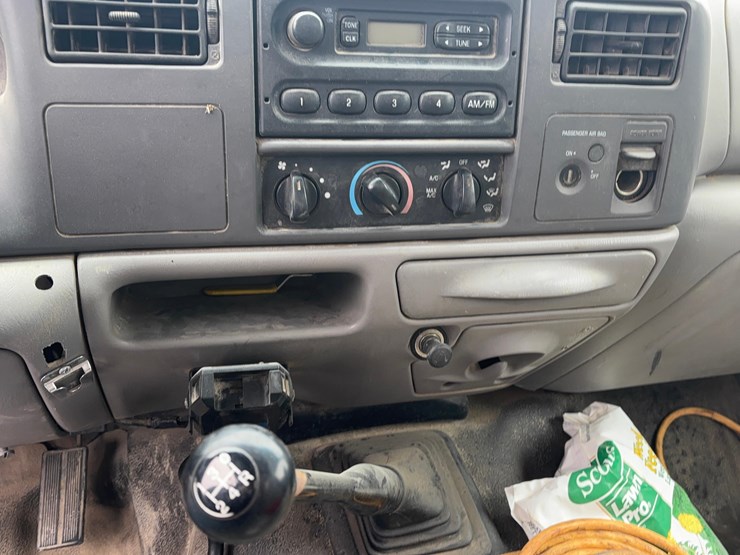 2001-ford-f250-image-4