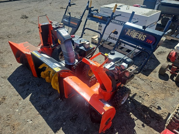 (3)-walk-behind-snow-blowers-image-1