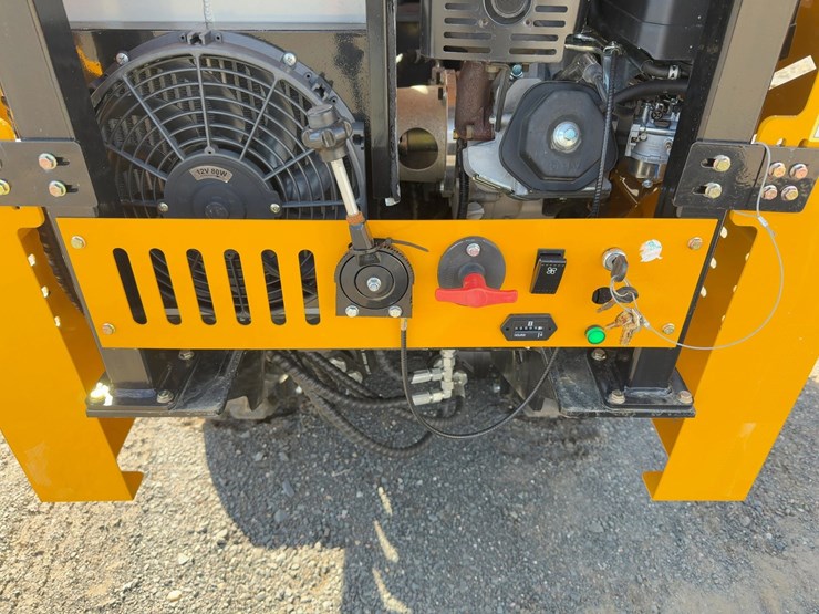 2025-ssj430-tracked-jaw-crusher-image-15