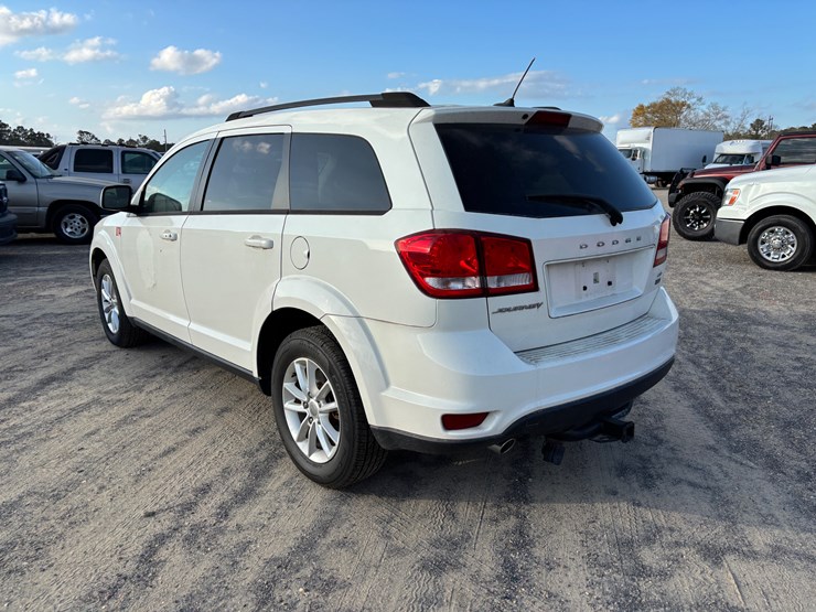 2014-dodge-journey-image-4