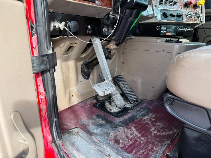 international-9900i-image-59