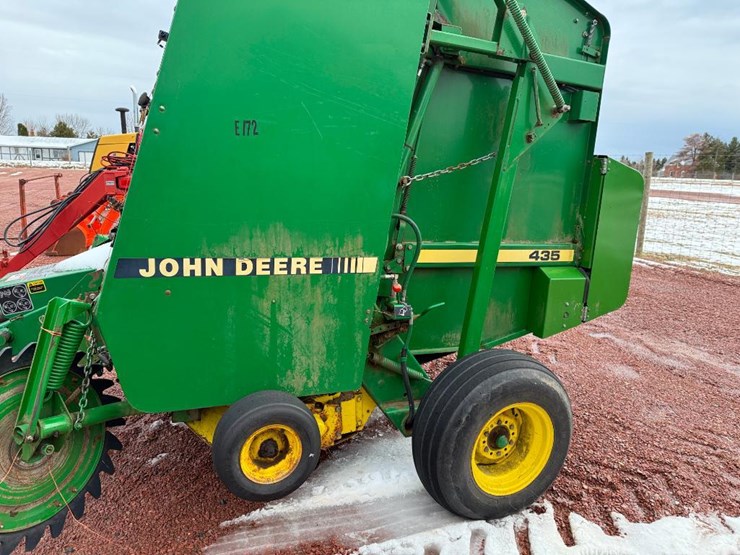 john-deere-435-image-19
