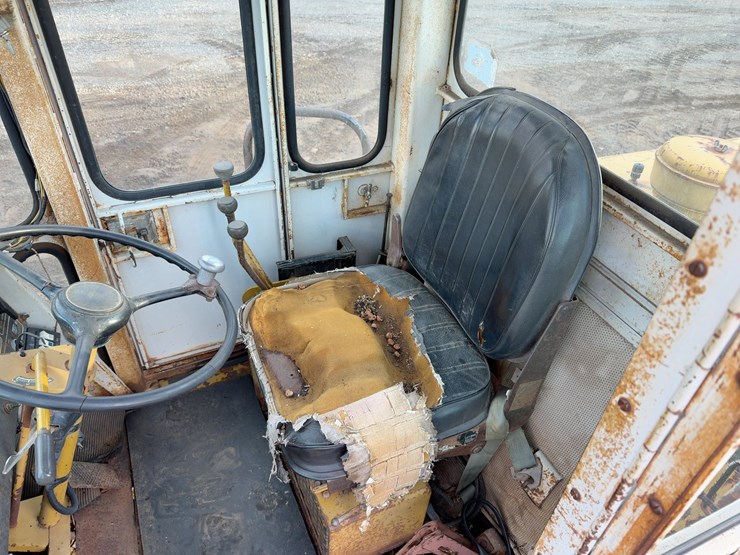 1979-trojan-1700-image-22