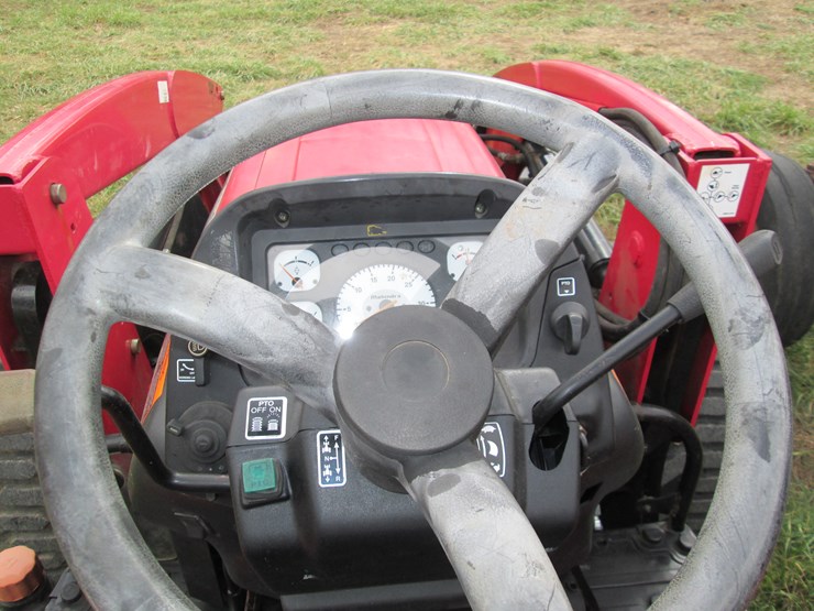 2011-mahindra-5035-image-39