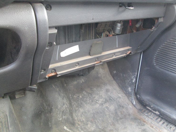 2001-dodge-ram-3500-image-34