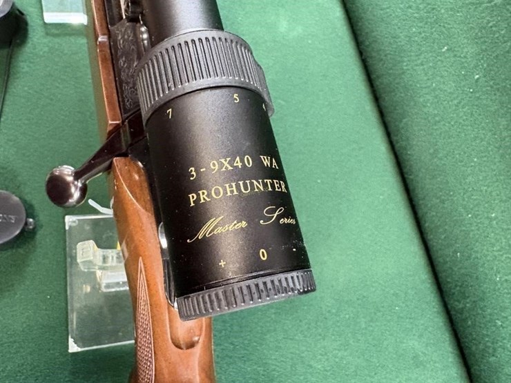 browning-medallion-a-bolt-270win-lh-rifle-image-7