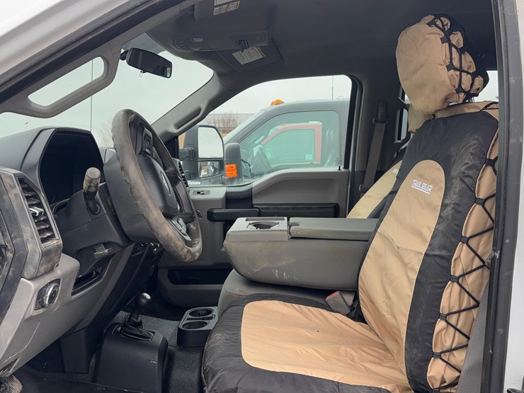 2019-ford-f550-image-7