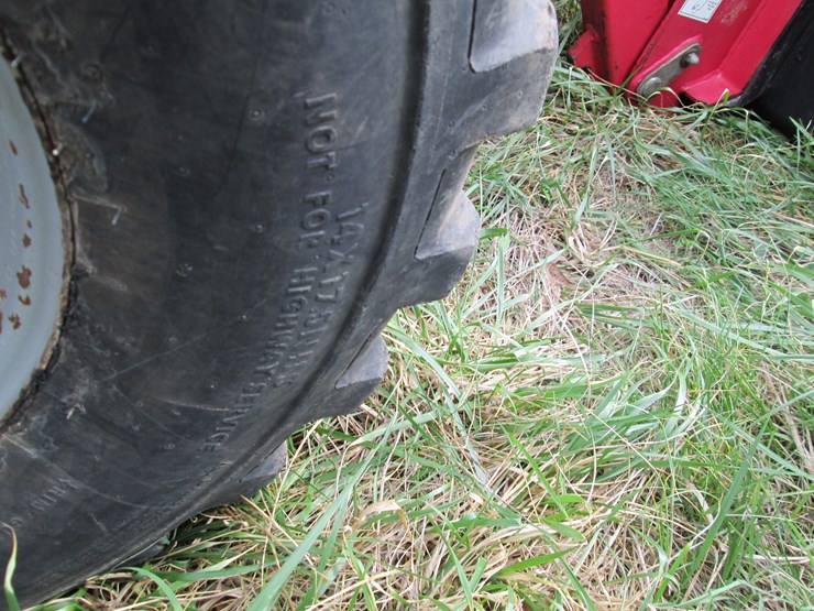 2011-mahindra-5035-image-27