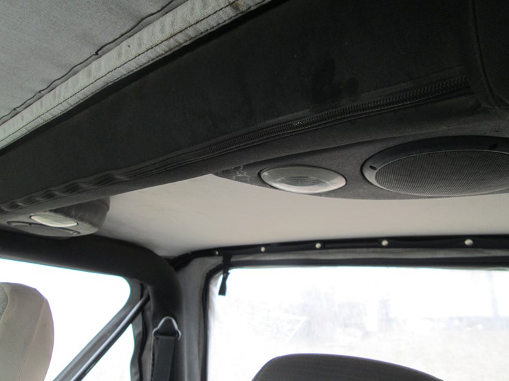 2006-jeep-wrangler-image-24