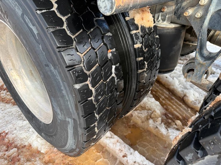 international-9900i-image-9