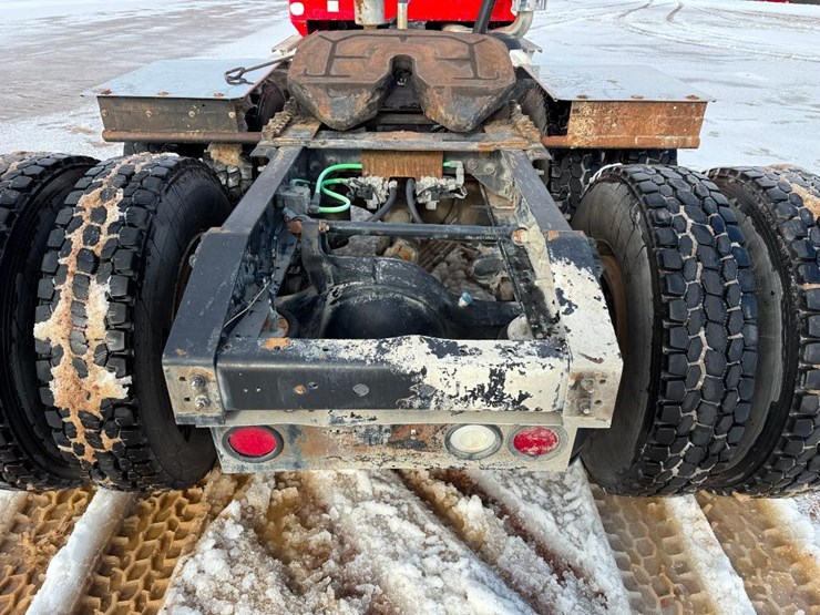 international-9900i-image-37