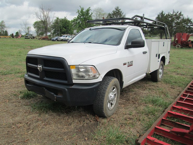 2015-dodge-ram-2500-image-1
