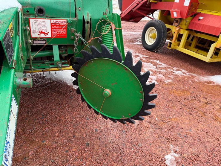 john-deere-435-image-16