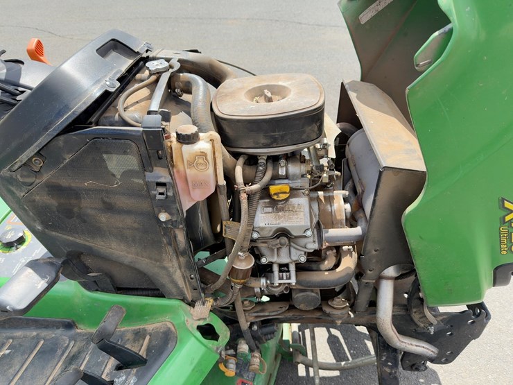 john-deere-x720-image-12
