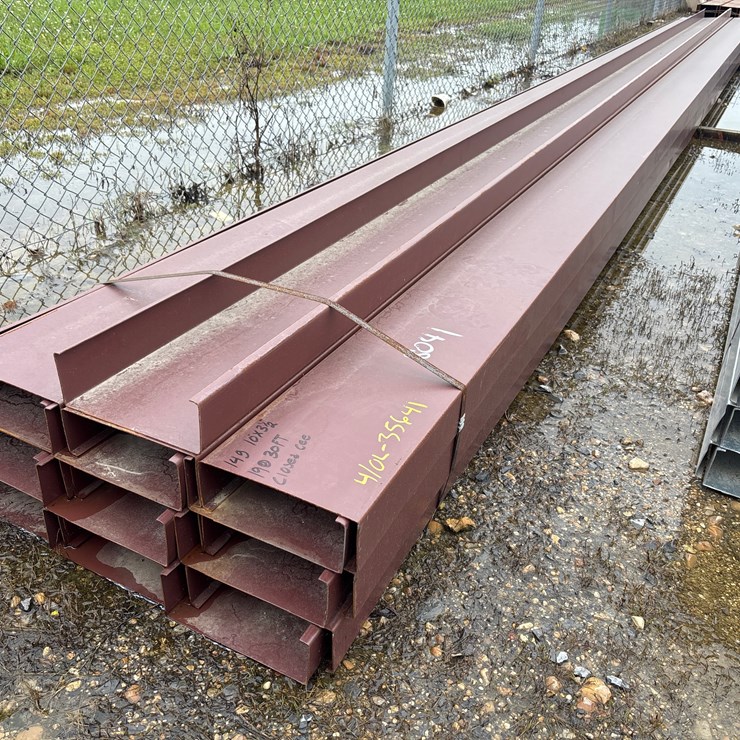 #8041 • 14G 10IN X 3 1/2IN, 19 @ 30FT, CLOSED CEE PERLING