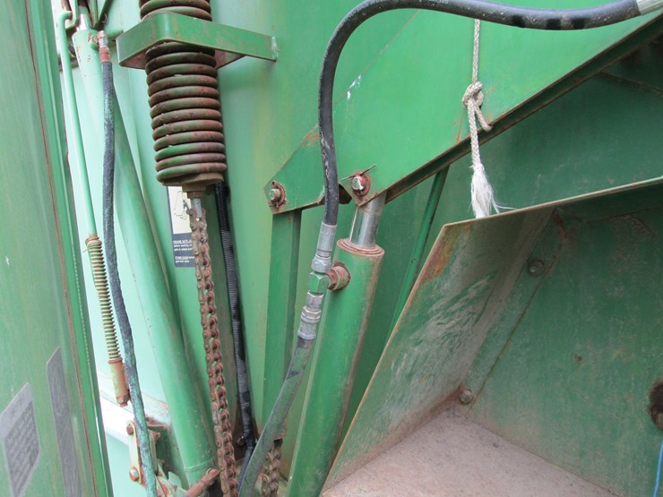 john-deere-530-image-27