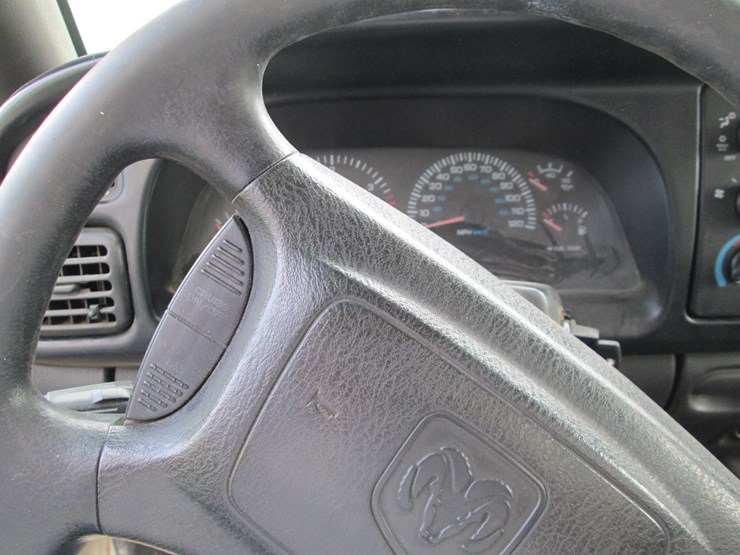 2001-dodge-ram-3500-image-39