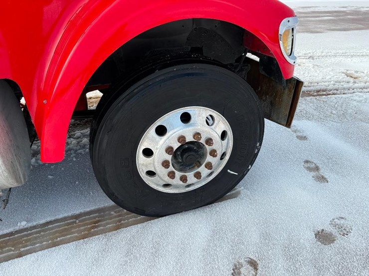 international-9900i-image-13