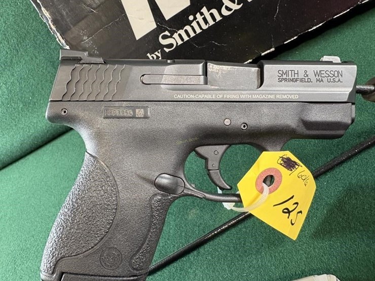 smith-&-wesson-m&p-9-shield-9mm-pistol-image-5
