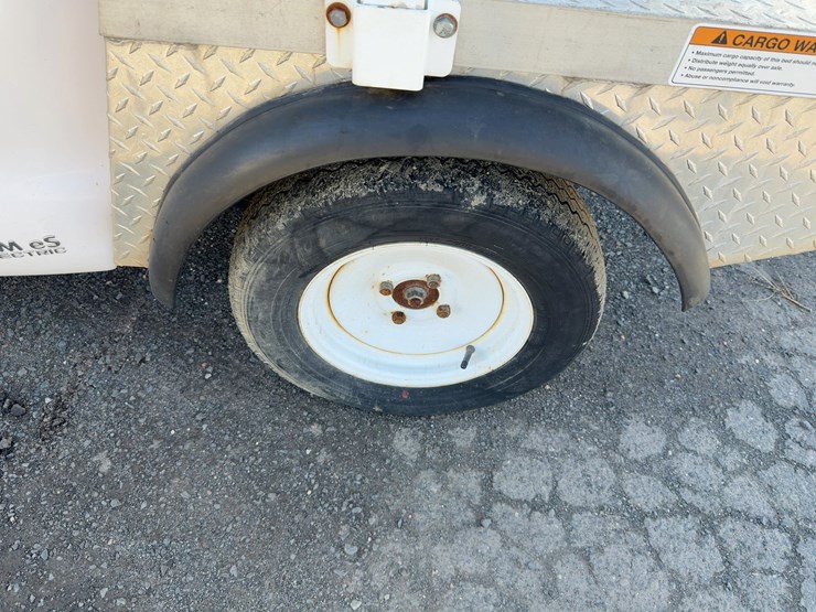 2010-gem-electric-vehicle-image-9