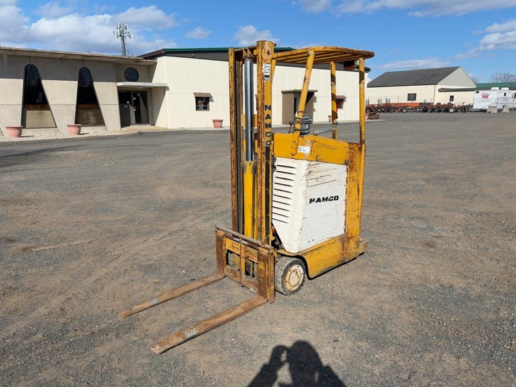 namco-lc20-15-forklift-image-1