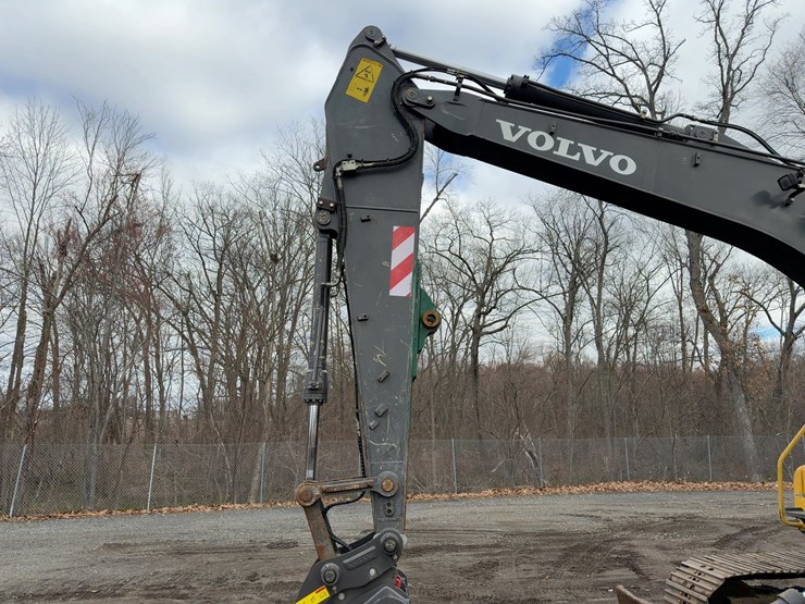 2006-volvo-ec140b-lc-image-14