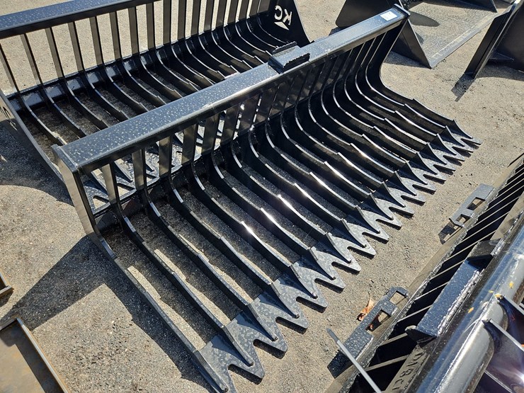 kit-container-76"-skeleton-bucket-image-2