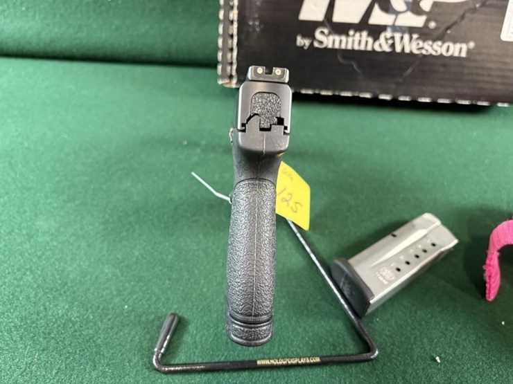 smith-&-wesson-m&p-9-shield-9mm-pistol-image-7