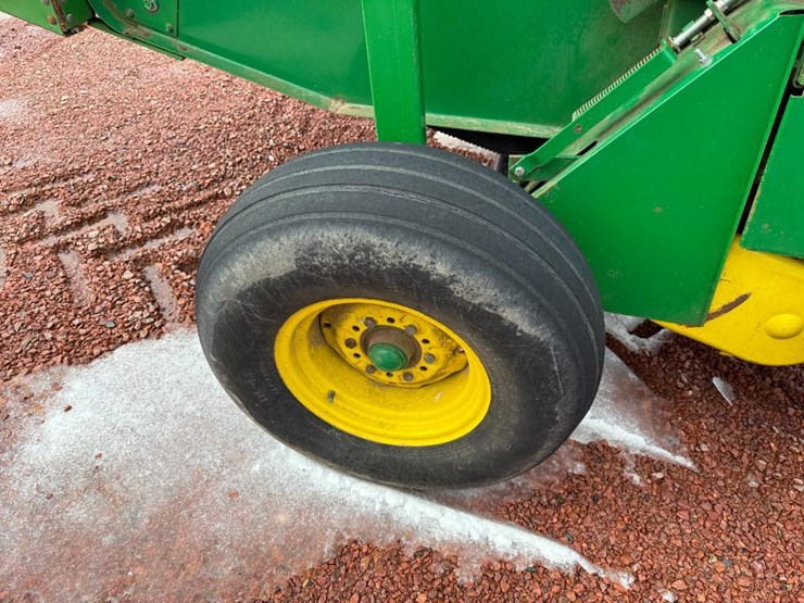 john-deere-435-image-9