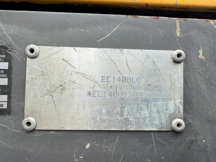 2006-volvo-ec140b-lc-image-38