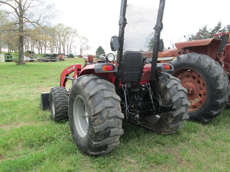 2011-mahindra-5035-image-4