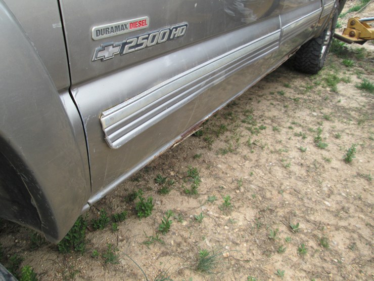 2002-chevrolet-silverado-2500-image-20