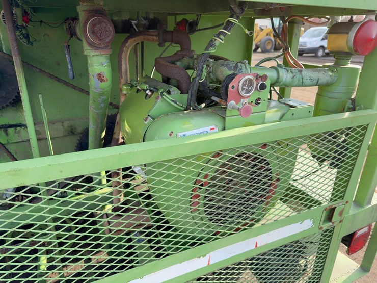 bowie-hydro-mulcher-tow-behind-hydroseeder-image-18