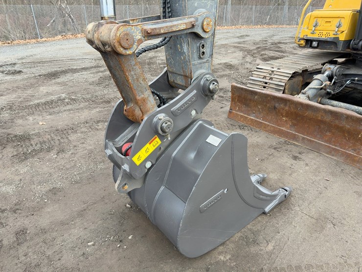 2006-volvo-ec140b-lc-image-13