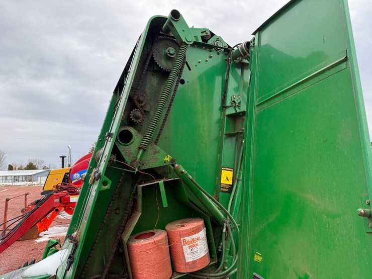 john-deere-435-image-22