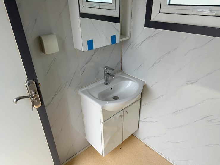 portable-restroom-image-8