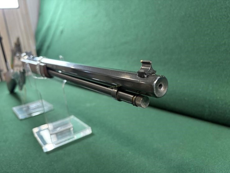 henry-mdl.h004sv-17-hmr-rifle-image-8