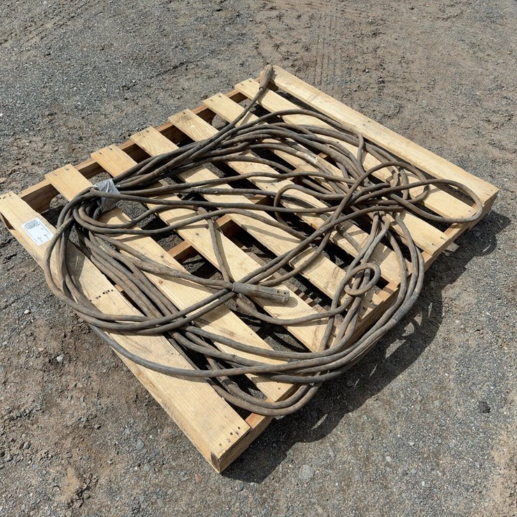 QUANTITY OF WELDING LEAD CABLES