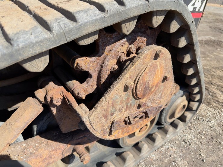 2002-caterpillar-247-image-15