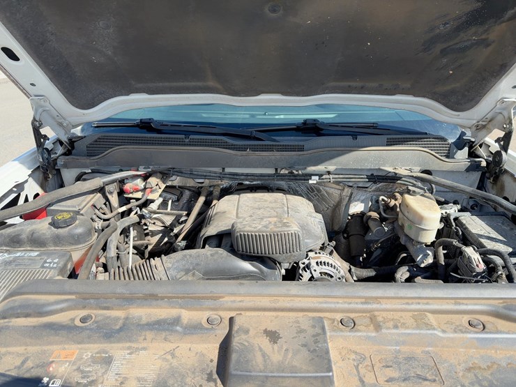 2015-chevrolet-silverado-3500hd-image-12