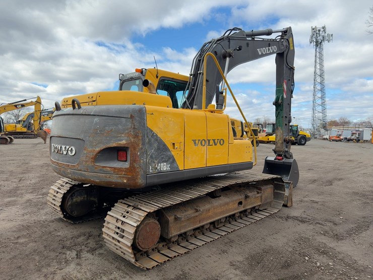 2006-volvo-ec140b-lc-image-5