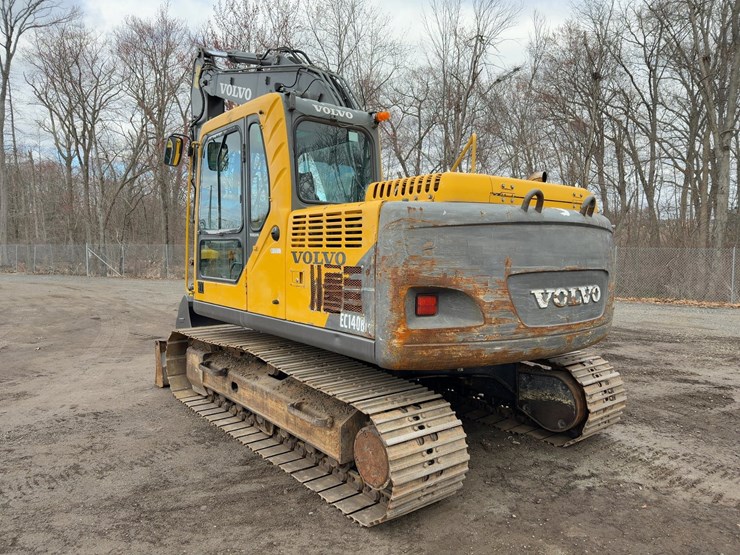 2006-volvo-ec140b-lc-image-3