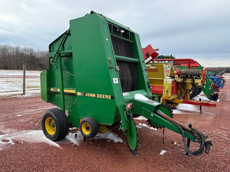 john-deere-435-image-3