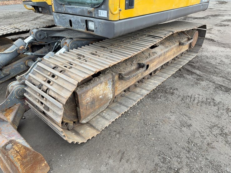 2006-volvo-ec140b-lc-image-32