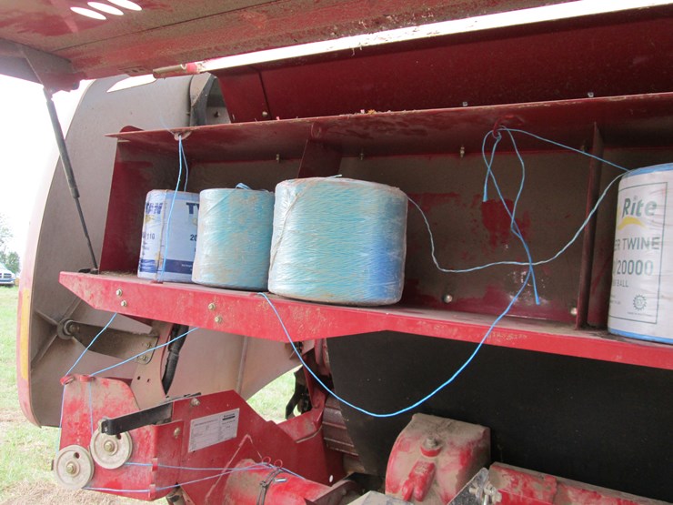 2015-new-holland-450-image-27